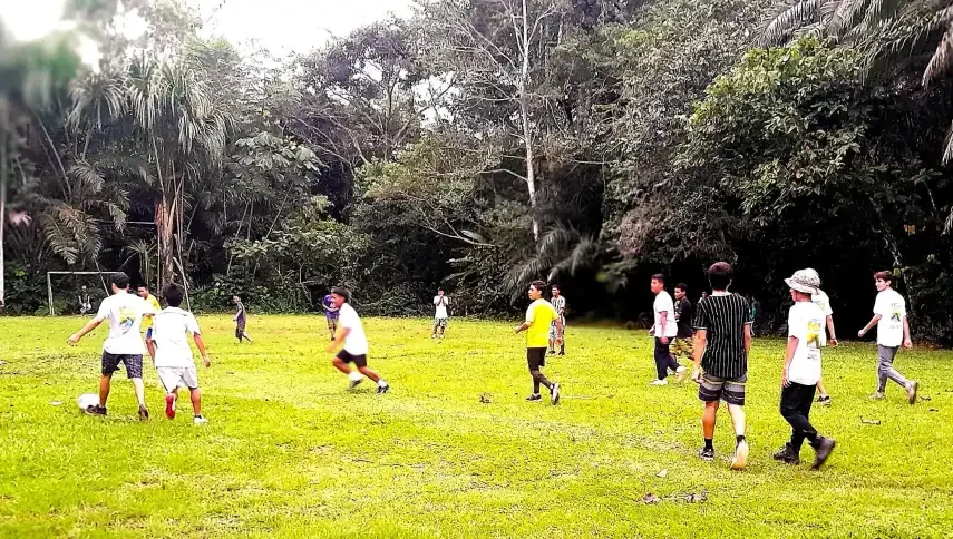 Colegio Alemán — Intercambio Socio Cultural y Deportivo en el internado Tikuna en Puerto Nariño