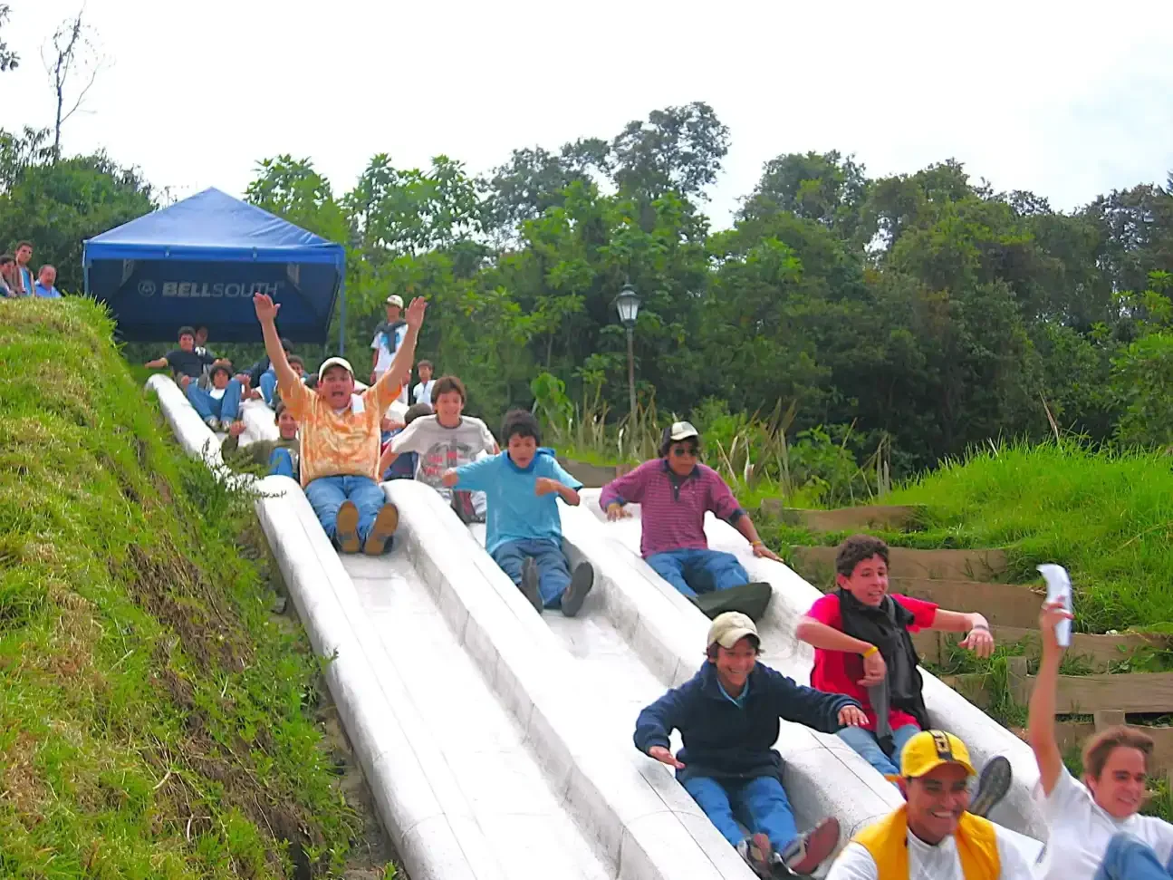 Colegio Juanambu — Parque de Los Yarumos en Manizales