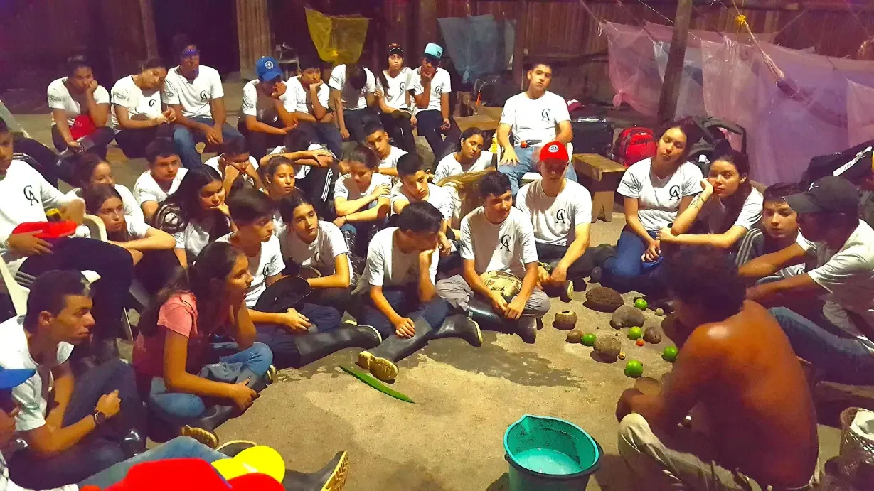 Colegio Alemán — Charla Cosmogonía Huitoto con el lider