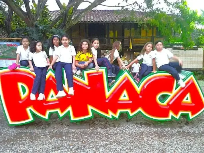 Colegio Diana Oese — PANACA