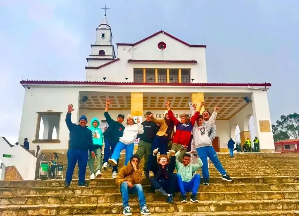 Colegio Encuentros — Cerro de Monserrate
