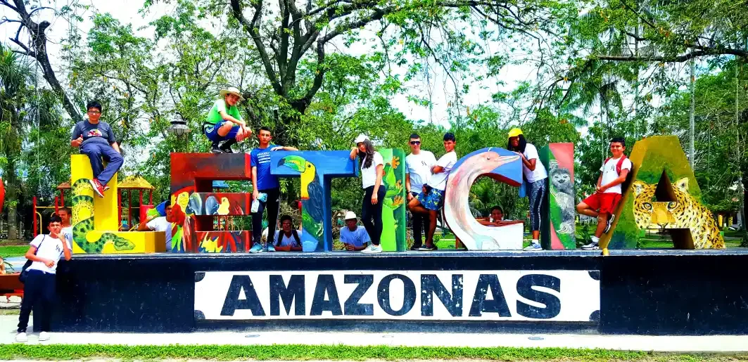 Colegio Alemán — Leticia Parque de Los Loros