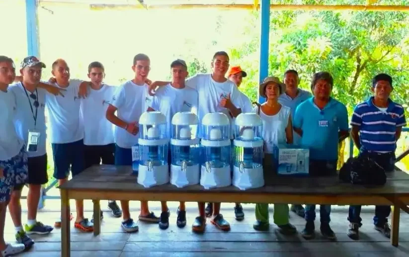 Liceo Inglés — Donación de purificadores a escuela de Macedonia