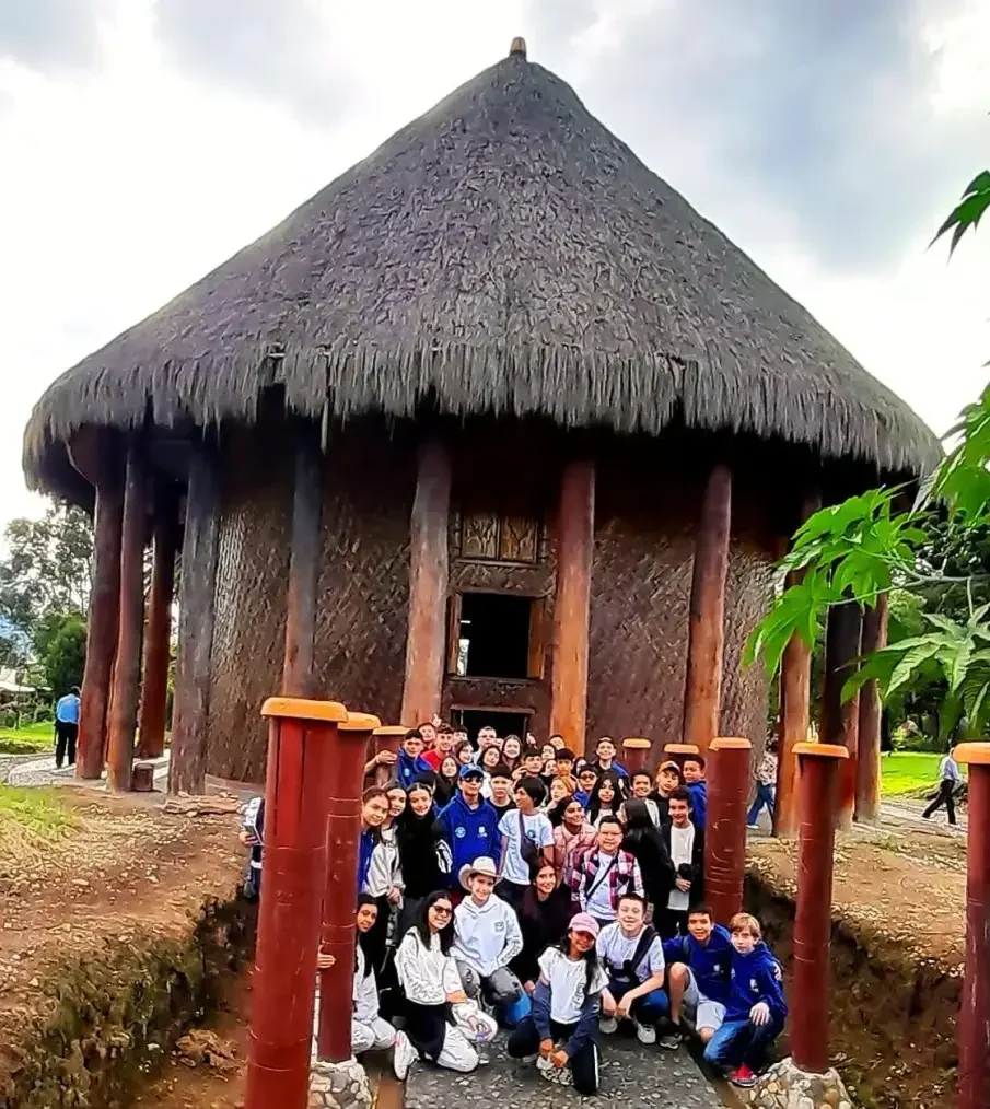Colegio Alemán — Museo Suamox Templo del Sol
