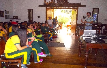 Salida pedagógica — Charla introductoria en el destino