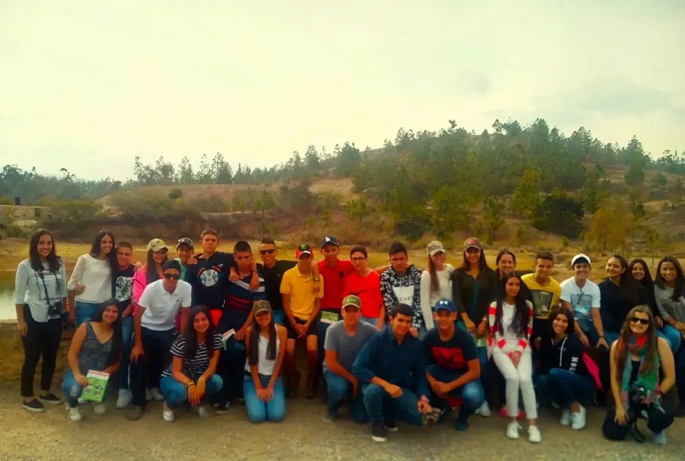 Colegio Gimnasio Inglés — Parque de los Dinosaurios Gondava en Villa de Leyva
