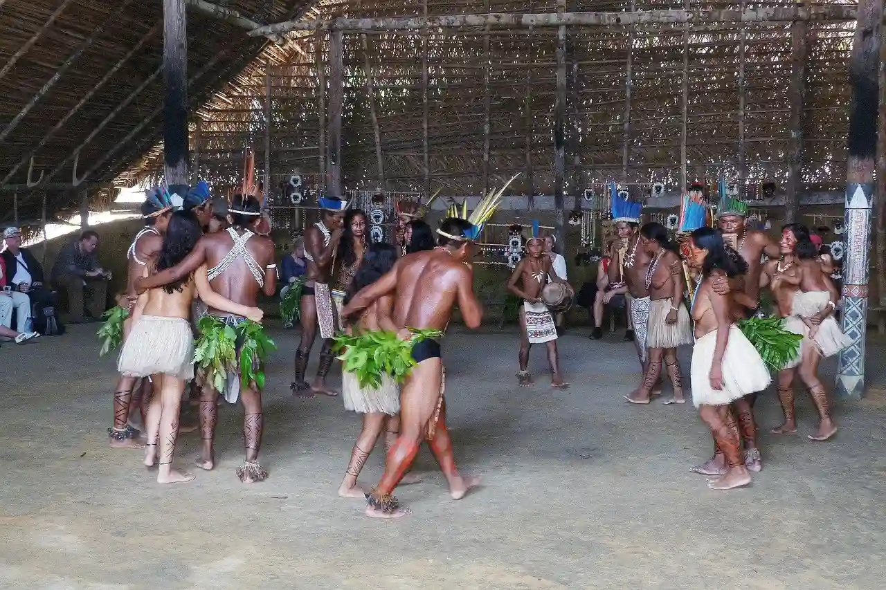 indigenas del amazonas